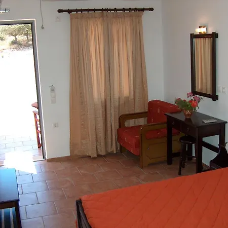 Petradi Livadi (Kythira)