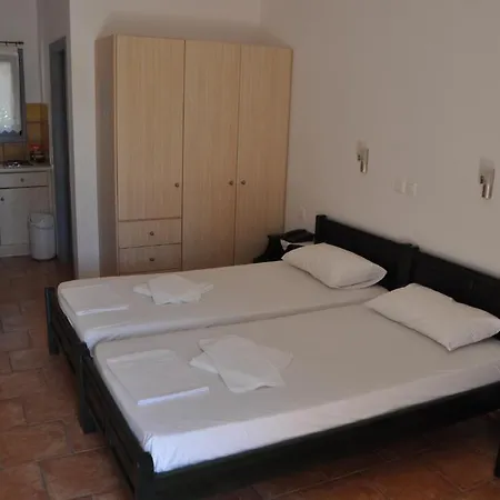 Petradi 3*