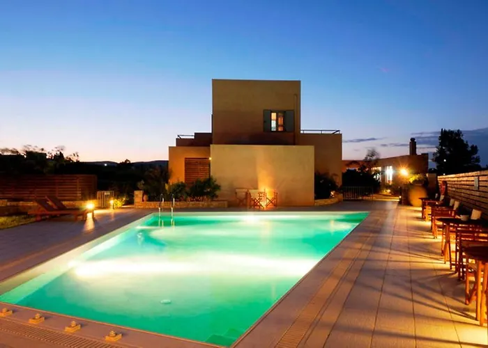 Petradi Aparthotel Livadi (Kythira)