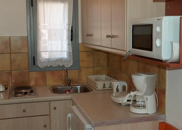 Petradi Aparthotel 3*